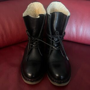 Black Leather women’s Boots